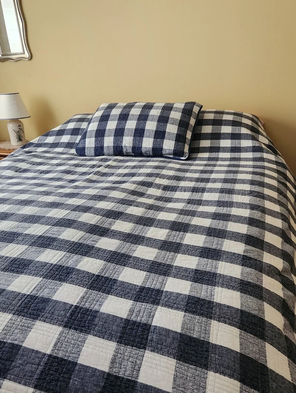 EDDIE BAUER Quilt Full Queen 1 Sham Blue Plaid Reversible Cotton Cottage Home